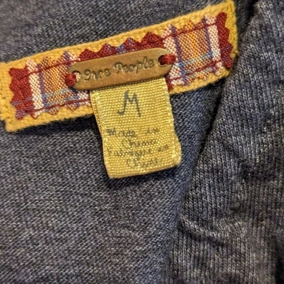 FREE People, knit dress with raw edge detail, size M - Picture 3 of 9